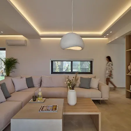 Hue Villa, Stunning Southern Beaches, By Thinkvilla *